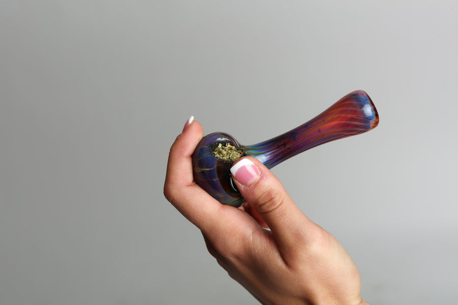 How to Get Rid of Resin and Grime Without Damaging Your Glass Pipe